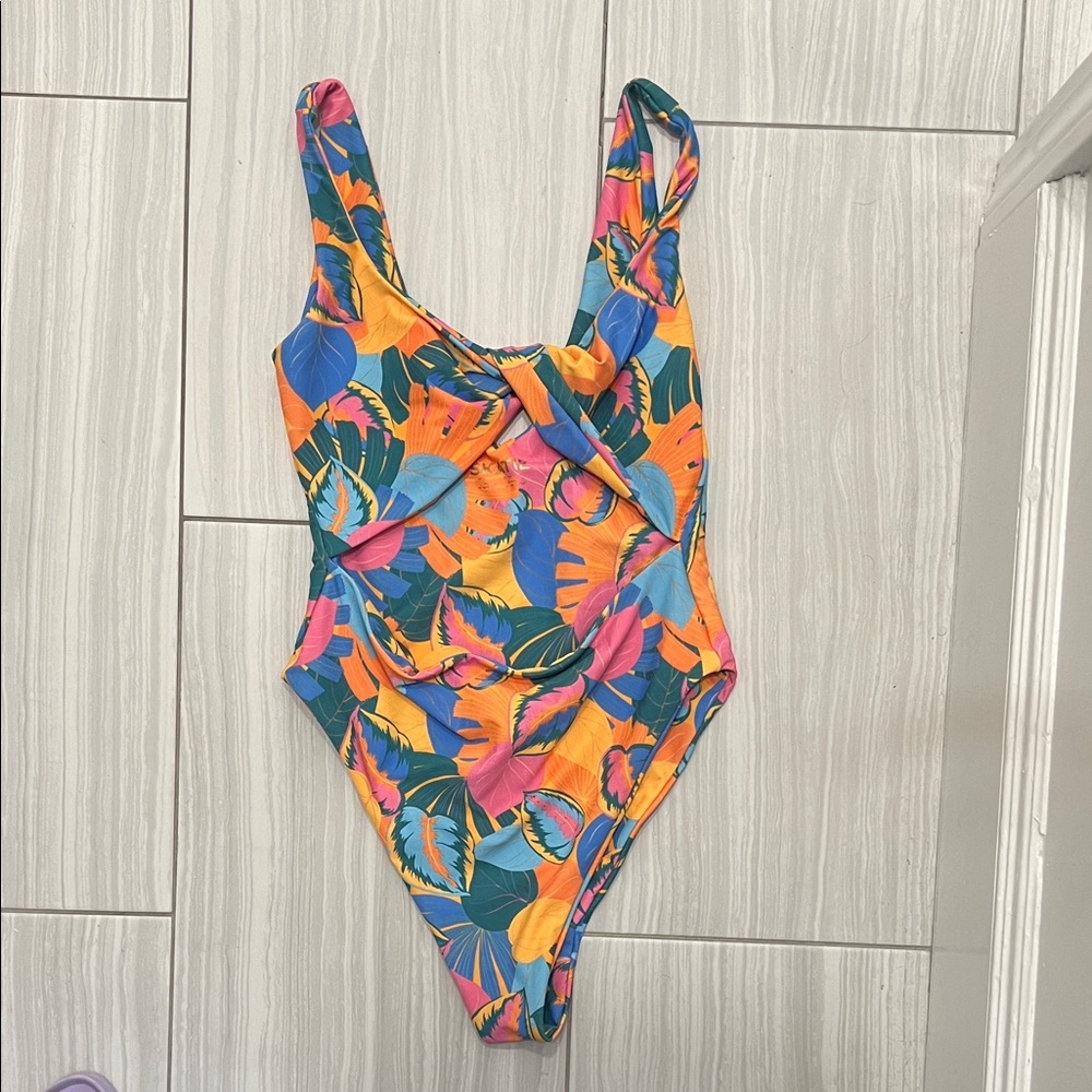 Skatie CHLOE Swim One Piece LARGE in great condition